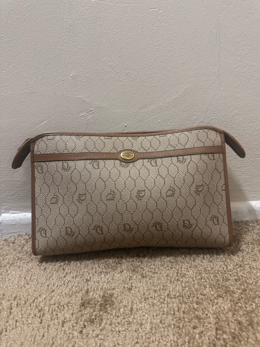 💯 Auth Vintage Christian Dior clutch